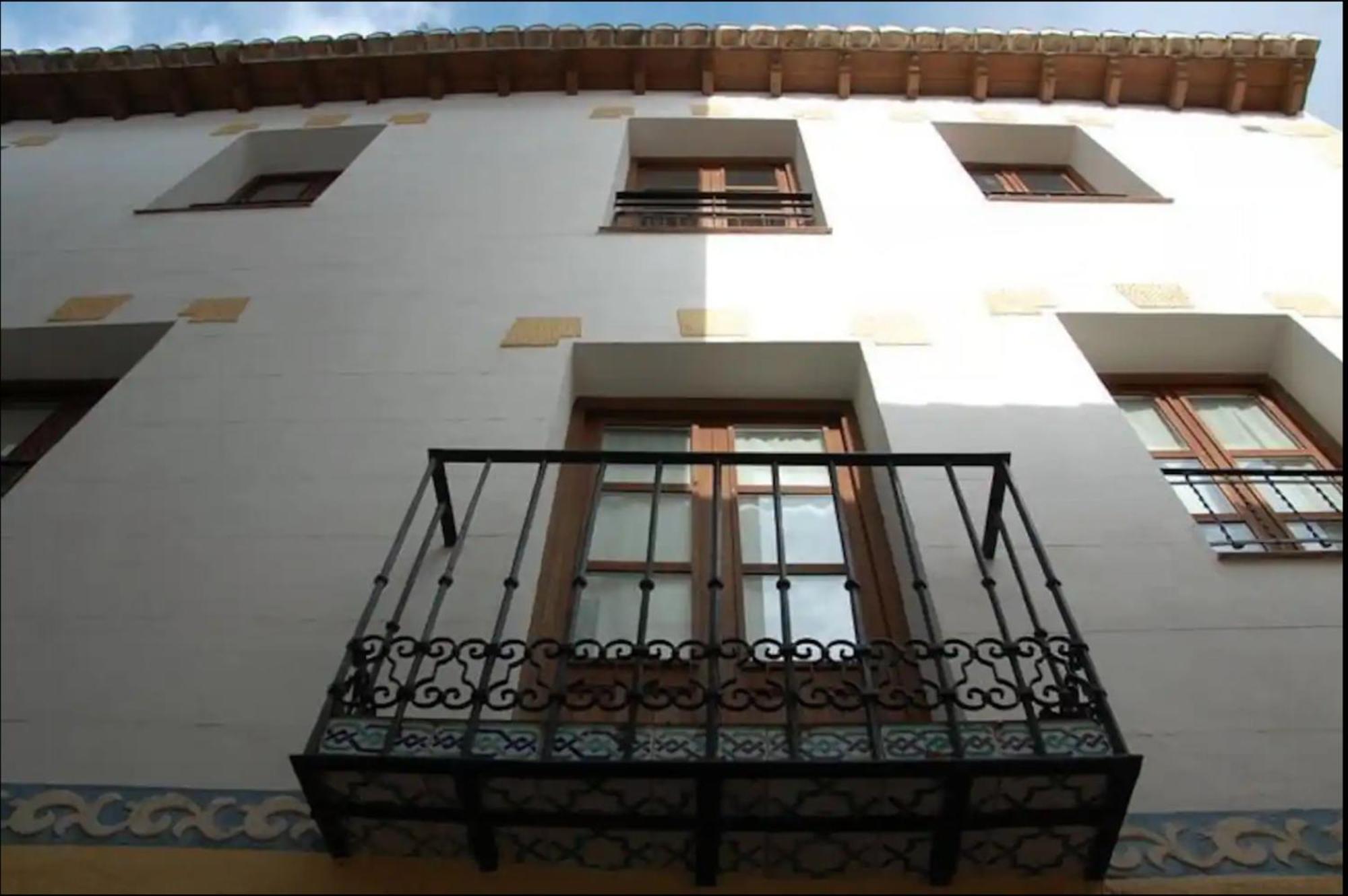 Apartamentos Centro Historico A Los Pies De La Alhambra Granada Exteriör bild